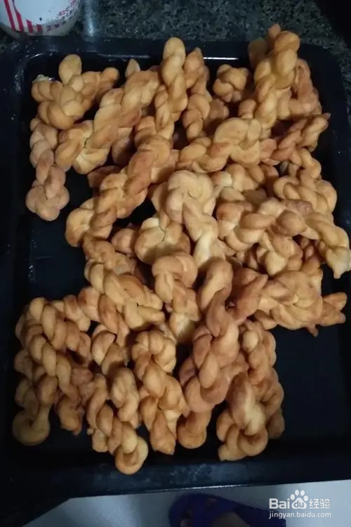 如何制作脆麻花？