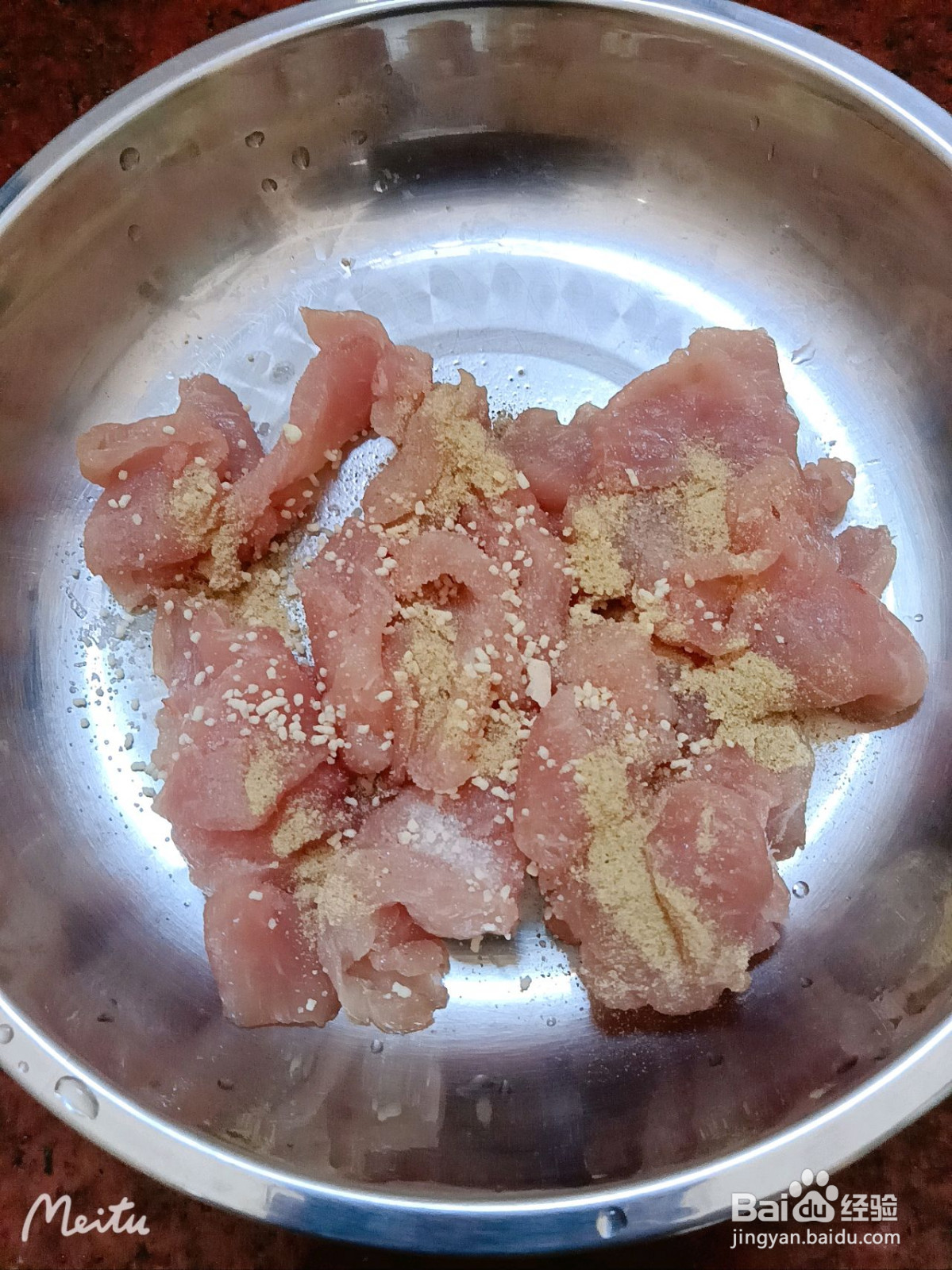 香酥猪肉块的做法