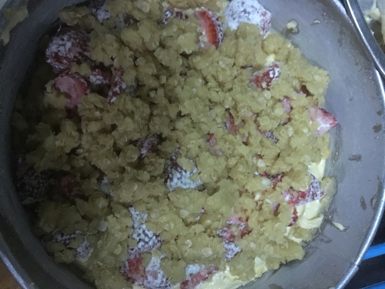 想吃草莓酥皮蛋糕？轻轻松松就能学会