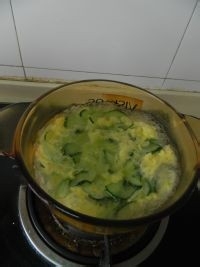 黄瓜鸡蛋汤详细做法