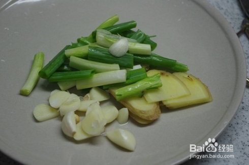 有家川菜:秘制麻辣虾