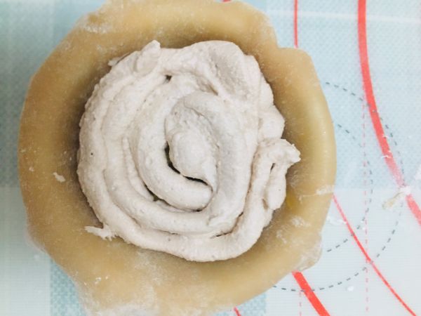 可爱小熊奥利奥雪梅娘