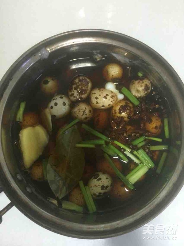 卤鹌鹑蛋的做法