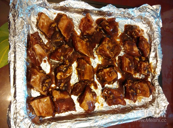 烤排骨的家常做法