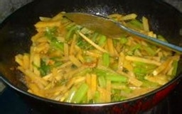 教你做芹菜土豆条