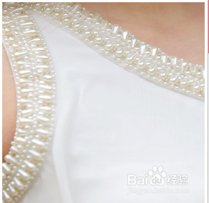 风中浪漫缱绻的裙摆