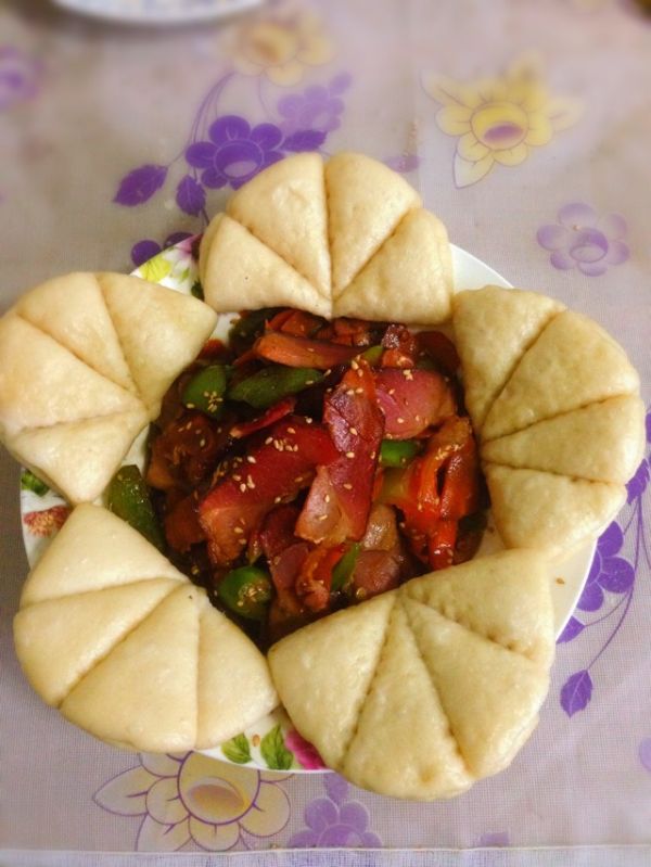 荷叶饼青红椒腊肉