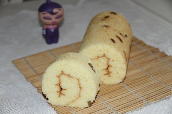 葡萄干戚风蛋糕卷