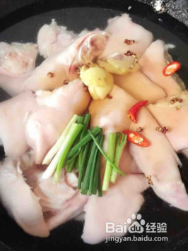猪脚黄豆汤的制作步骤