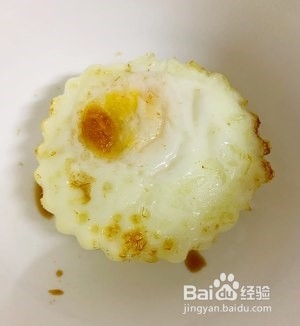 怎么做无油烟花型荷包蛋