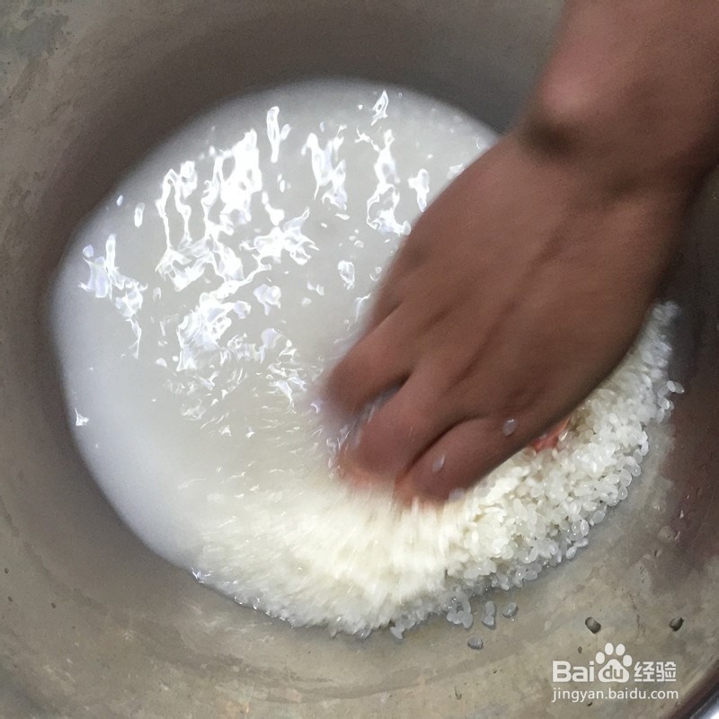 怎样淘米白米饭才好吃