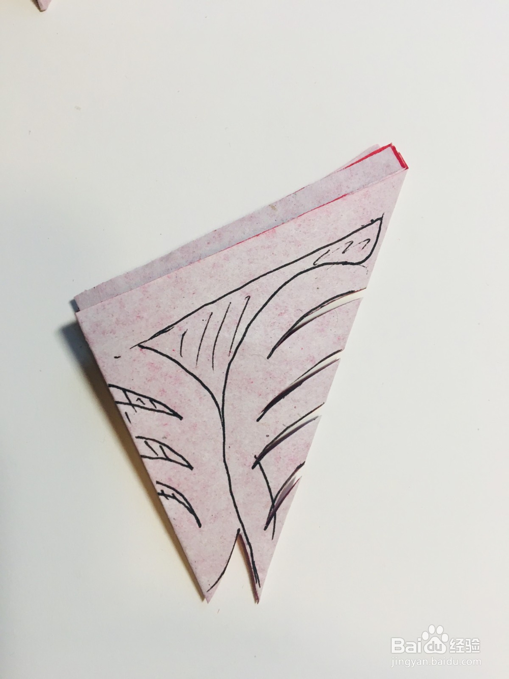 儿童剪纸，怎么剪四边框叶型团花。