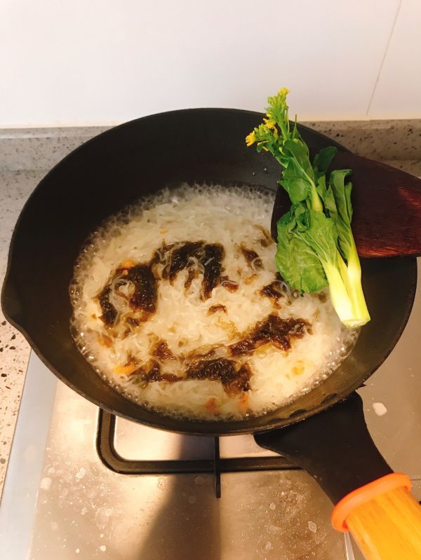 紫菜虾米高汤米粉