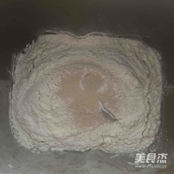 可爱猫--全麦蜂蜜小面包