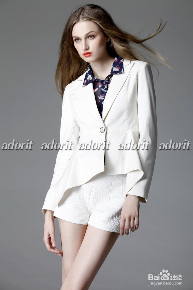 如何掌握职场中小西装的时尚搭配