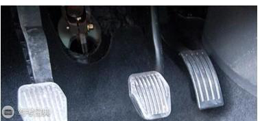 科目三直行时，应该注意哪2个细节