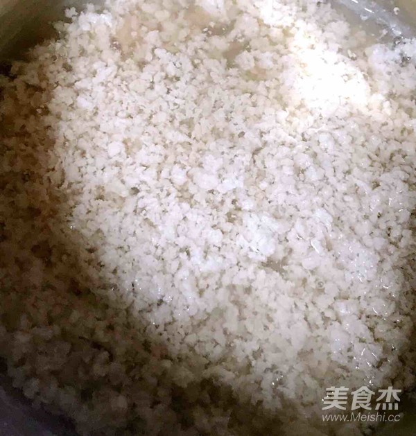青豆肉末粥的做法