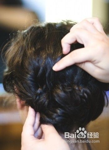 气质清爽刘海编发