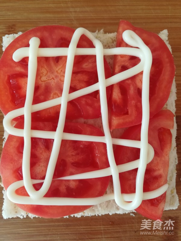 三文鱼番茄三明治