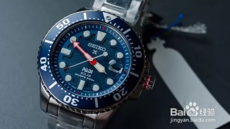 这个夏天的海滩，最好看的比基尼？潜水表不服