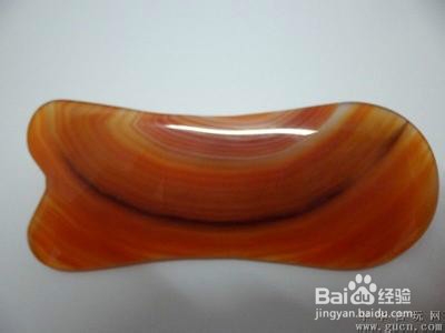 “三度一向”巧用刮痧板