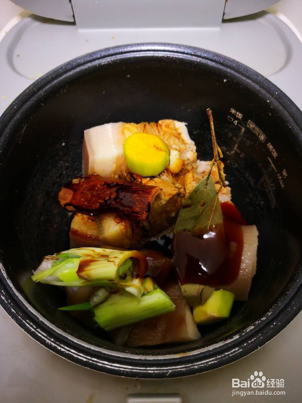 如何制作酱油五花肉