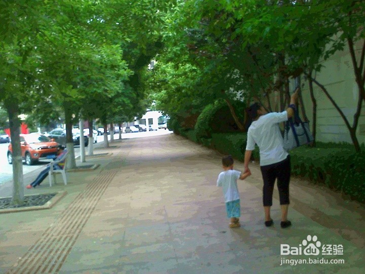 幼儿期的孩子安全出行