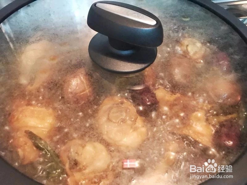 香菇板栗鸡块 健脾养胃、强筋健骨