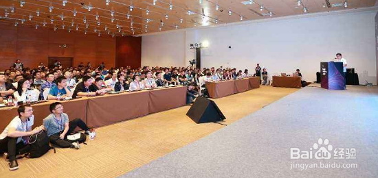 被故意泼水怎么处理