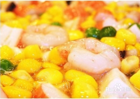 彩虹帽教你用煲仔饭机做玉米虾仁煲仔饭