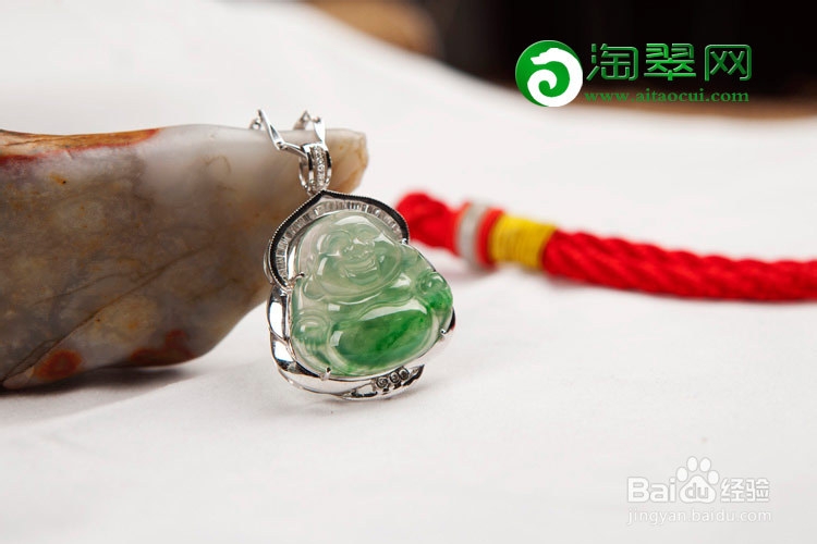 翡翠挂件男戴观音女戴佛的由来