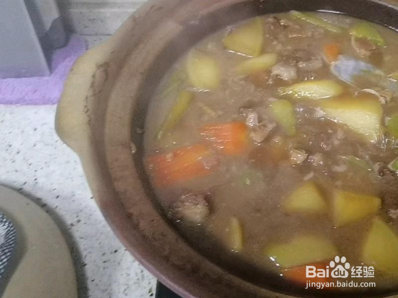 港式牛腩炖萝卜的做法