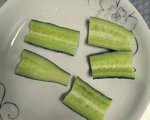 喝粥小菜———酱黄瓜的做法