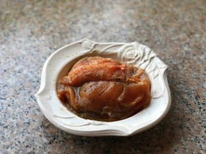 健身减肥必备香煎鸡胸肉