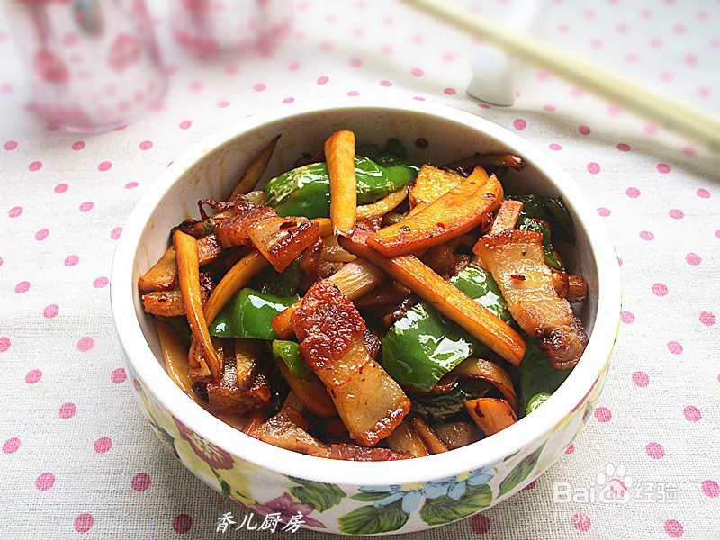 干煸五花肉杏鲍菇的做法