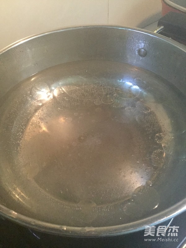 麦菜煮面的做法