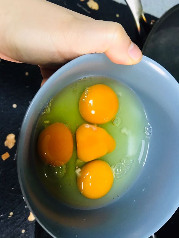 五彩斑斓荠菜纸皮包