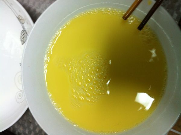 肉沫芝士锔蒸蛋