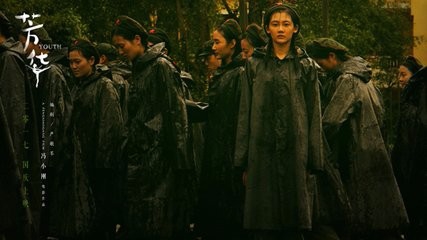 如何评价冯小刚的《芳华》？