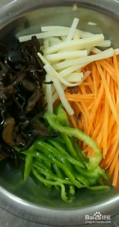 家常小炒鱼香鸡丝的制作流程