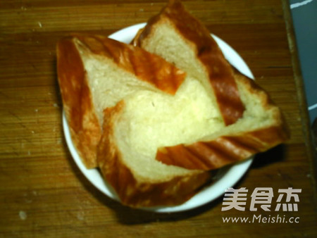 土司鸡蛋杯的做法