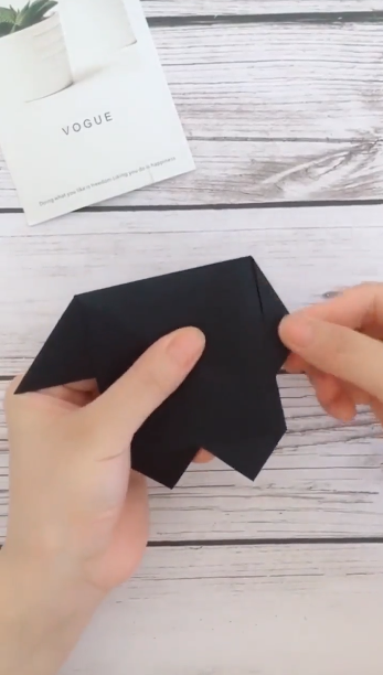 折纸熊本熊怎么做？