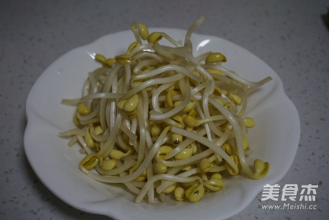 营养的时蔬炒鸭血