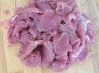 莴笋炒肉的家常做法