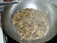 腊肉炒干豆角--做法