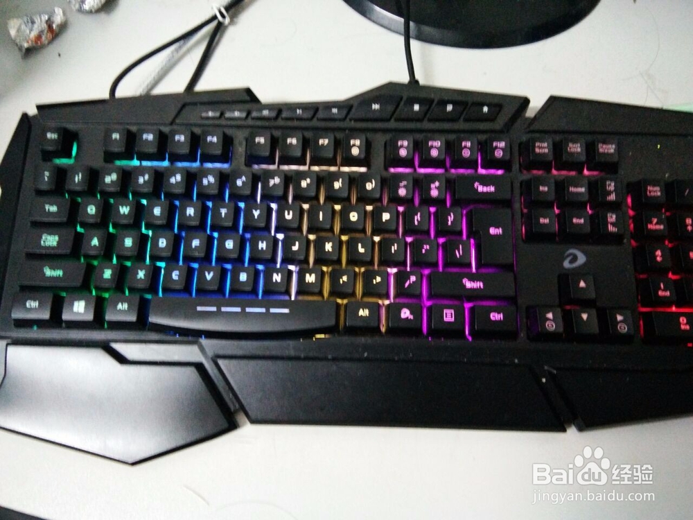 电脑键盘那种比较好