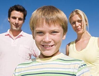 如何应付爱生气的小孩