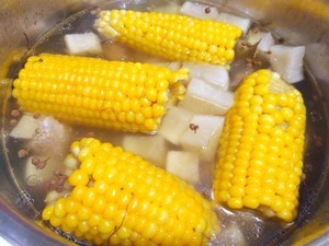 最简单的玉米萝卜炖排骨(高压锅家常版)