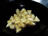 肉烧土豆的做法