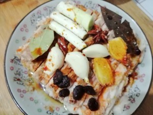制作豆豉扣肉的方法